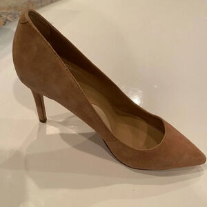 ONLY ONE LEFT SHOE. Banana Republic Madison 12 hour pump